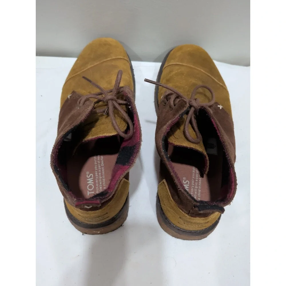 Toms Brown Suede Lace Up Chukka Boots Wedge men's Size 8.5